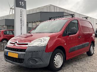 uszkodzony samochody ciężarowe Citroën Berlingo 1.6 HDIF 500 Comfort 2009/9