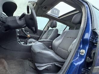 Renault Laguna Grand Tour 2.0-16V Tech Line picture 12