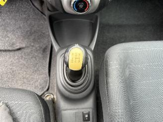 Toyota Yaris 1.0 VVTi Terra picture 20