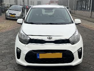 Kia Picanto 1.0 MPi ComfortPlusLine picture 2