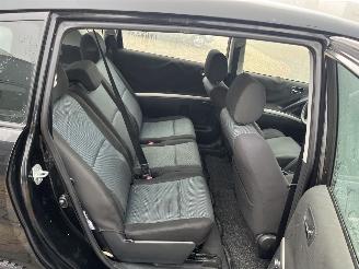 Toyota Corolla-verso 1.6 VVT-i Terra picture 10