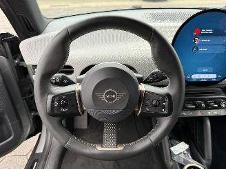 Mini Cooper E Favoured L 40.7 kWh picture 17