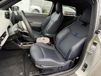 Mini Cooper E Favoured L 40.7 kWh picture 9