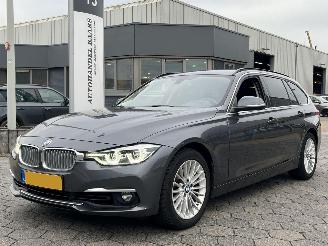 Coche accidentado BMW 3-serie Touring 318i Luxury Edition 2018/8