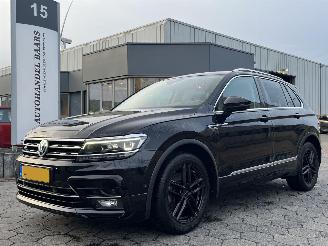 Schadeauto Volkswagen Tiguan 2.0 TSI 4Motion Highline Business R 2019/3