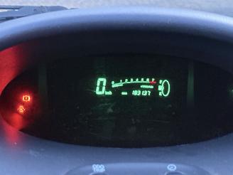 Toyota Yaris 1.3-16V VVT-i Luna picture 18