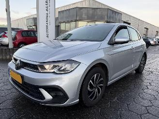 krockskadad bil auto Volkswagen Polo Autom 1.0 TSI Life Business 2023/2