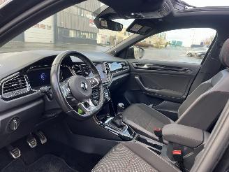 Volkswagen T-Roc 1.5 TSI Sport picture 16
