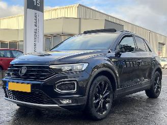 Schadeauto Volkswagen T-Roc 1.5 TSI Sport 2021/1