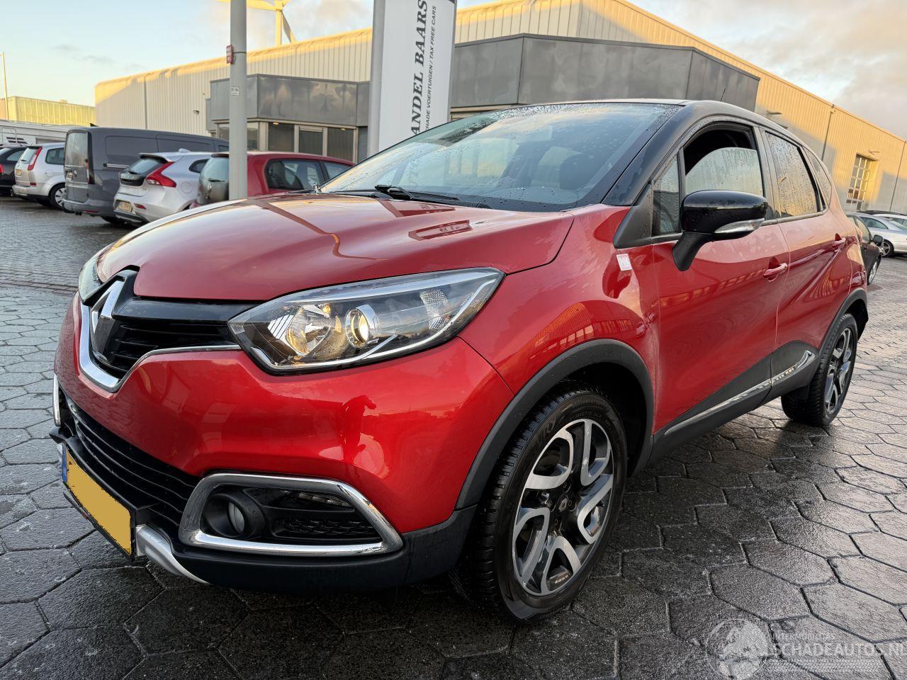 Renault Captur 0.9 TCe Helly Hansen