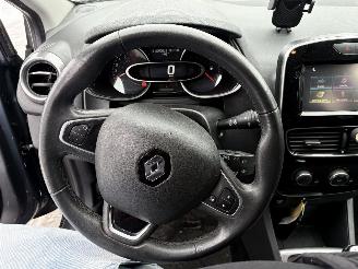 Renault Clio Estate 0.9 TCe Limited picture 13