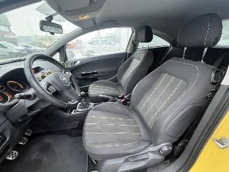 Opel Corsa 1.4-16V Color Edition picture 12