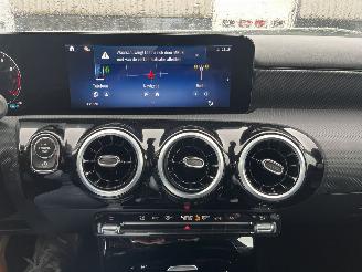 Mercedes A-klasse 180 Star Edition AUTOMAAT picture 17
