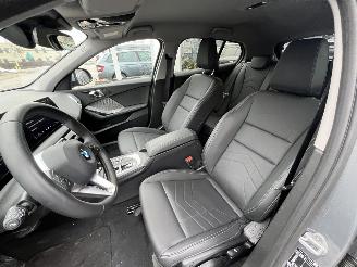 BMW 1-serie 120 picture 15