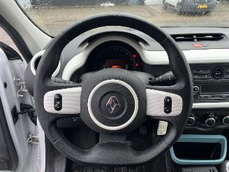 Renault Twingo 1.0 SCe Collection picture 15