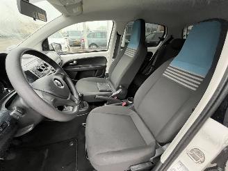 Volkswagen Up! 1.0 BMT up! beats picture 15