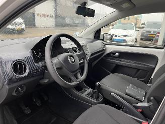 Volkswagen Up! 1.0 BMT up! beats picture 14