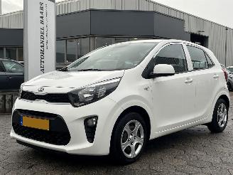skadebil auto Kia Picanto 1.0 CVVT EconomyPlusLine 2018/10