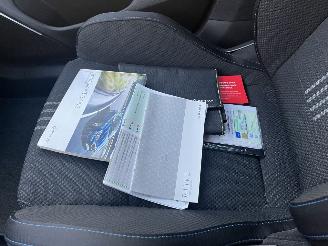 Renault Mégane Estate 1.2 TCe GT-Line Série Signature Exclusiv picture 21