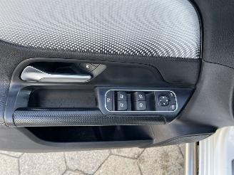 Mercedes B-klasse 200d AUTOMAAT picture 20