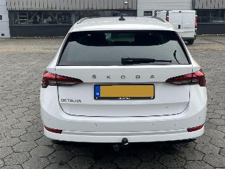 Skoda Octavia Combi 1.0 TSI Ambition picture 5