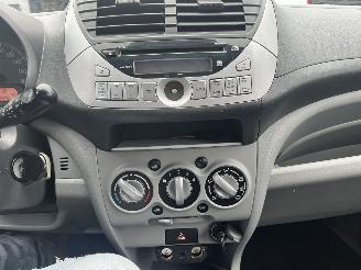 Nissan Pixo 1.0 Acenta picture 16