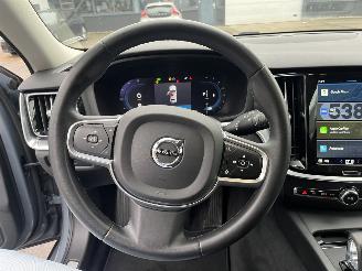 Volvo V-60 2.0 B3 Essential picture 16