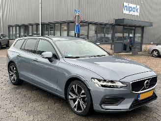 Volvo V-60 2.0 B3 Essential picture 3