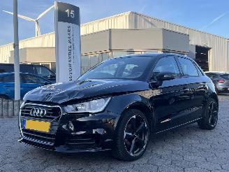 krockskadad bil auto Audi A1 Sportback 1.0 TFSI Pro Line 2018/8
