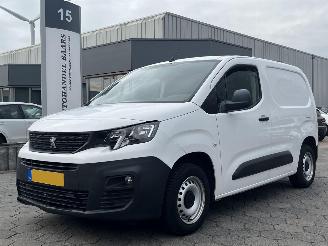 krockskadad bil bedrijf Peugeot Partner 1.6 BlueHDI Premium 2019/5