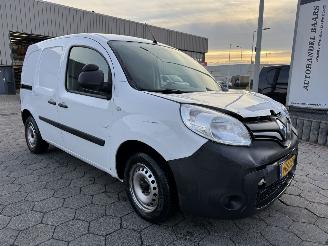 skadebil bedrijf Renault Kangoo 1.5 Blue dCi 80 Comfort 2020/8