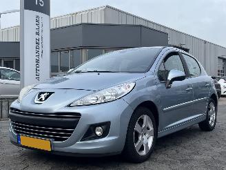 Schadeauto Peugeot 207 1.6 VTi Première 2009/8