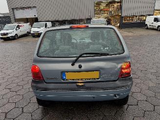 Renault Twingo 1.2-16V Privilège picture 6