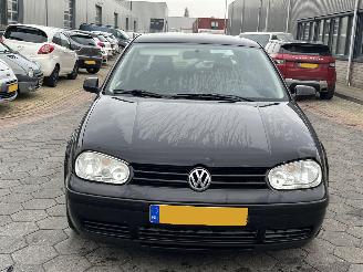 Volkswagen Golf 1.8-5V Highline picture 2