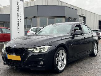 uszkodzony samochody osobowe BMW 3-serie 318i M Sport Edition AUTOMAAT 2018/10