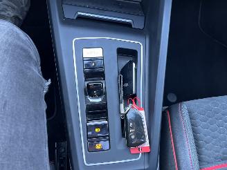 Volkswagen Golf 2.0 TSI GTI CLUBSPORT  PANO 301PK AUTOMAAT picture 22