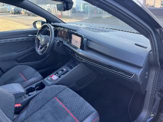 Volkswagen Golf 2.0 TSI GTI CLUBSPORT  PANO 301PK AUTOMAAT picture 12