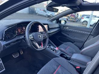 Volkswagen Golf 2.0 TSI GTI CLUBSPORT  PANO 301PK AUTOMAAT picture 13