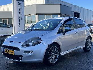 Vaurioauto  passenger cars Fiat Punto 0.9 TwinAir Sport 2013/1
