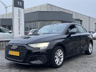 Voiture accidenté Audi A3 Sportback 30 TFSI Pro Line AUTOMAAT 2021/4