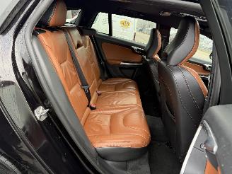 Volvo V-60 2.4 D6 AWD Plug-In Hybrid Summum picture 14