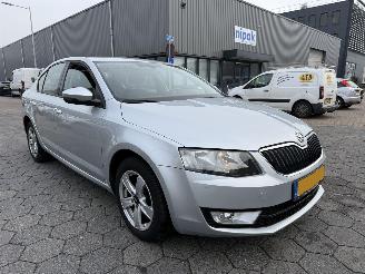Skoda Octavia 1.2 TSI Greentech Ambition Businessline picture 3