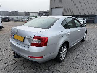 Skoda Octavia 1.2 TSI Greentech Ambition Businessline picture 4
