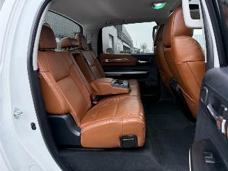 Toyota Tundra 5.7 V8 Double Cab picture 13