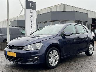 Schadeauto Volkswagen Golf 1.2 TSI Comfortline 2014/12