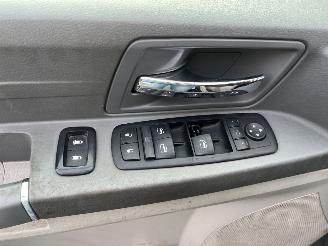 Chrysler Grand-voyager 3.8 V6 LX picture 18