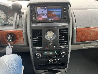 Chrysler Grand-voyager 3.8 V6 LX picture 21