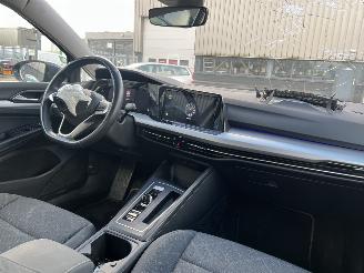 Volkswagen Golf 1.0 eTSI Life picture 10