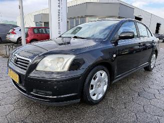 Schadeauto Toyota Avensis 1.6 VVTi Linea Terra 2006/3