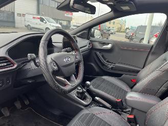 Ford Puma 1.0 EcoBoost Hybrid ST-Line Vignale picture 15